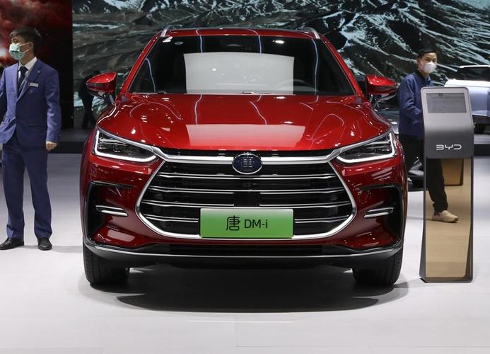​中型插电混动SUV，领克08和比亚迪唐DM-i怎么选。