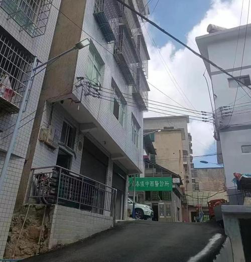 路灯不亮居民摸黑出行绵阳经开区住建局故障已排除
