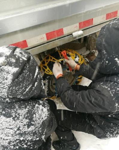 新晃电信迎战风雪抢修故障