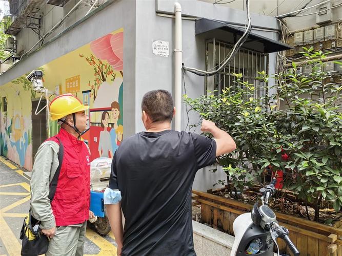 高效、安心还省钱江城街头餐饮店“烧火”流行“气改电”