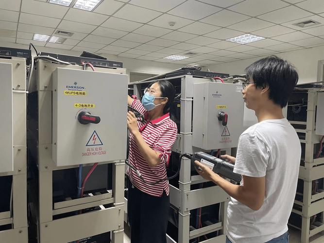 西北空管局技保中心供电室及时抢修发报台高压线路故障