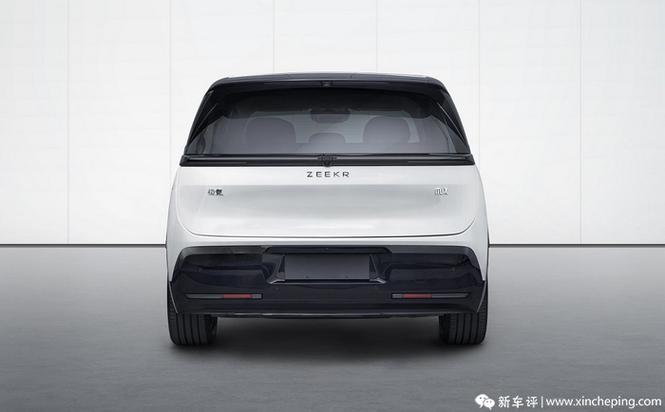 双排6座+电滑门只有极氪敢这样造MPV