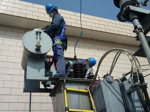 紧急启动备用热源恒信、华电热力全力抢修故障保障居民供热