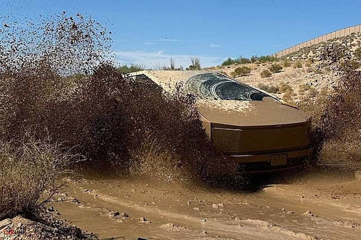 消息称特斯拉Cybertruck车型因雨刷电机故障暂停交付 家电资讯