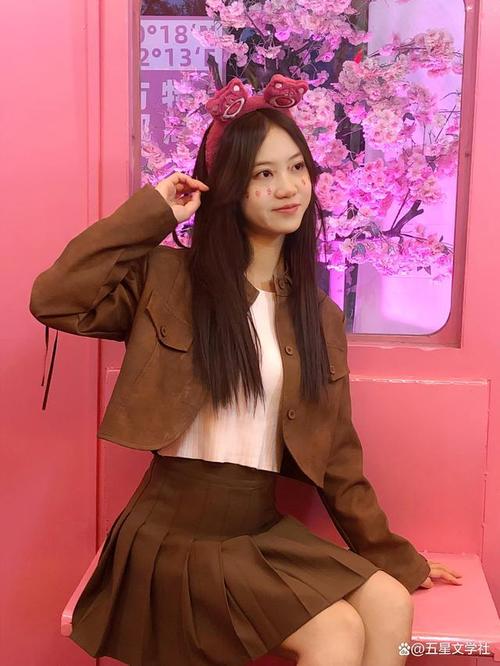 校园文学袁嘉欣|服饰美品性美