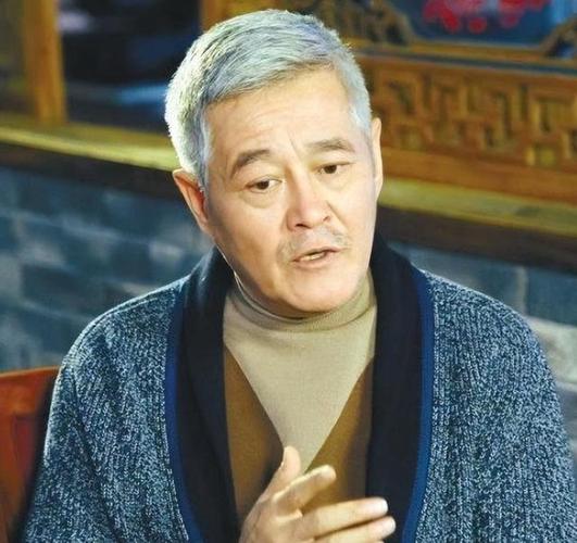 她陪了赵本山12年，被25万和一台夏利车打发，如今让人高攀不起