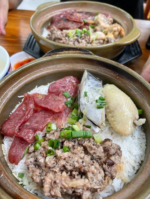 秋天吃“煲”｜从煲汤到煲仔饭，“煲”中天地有多大。