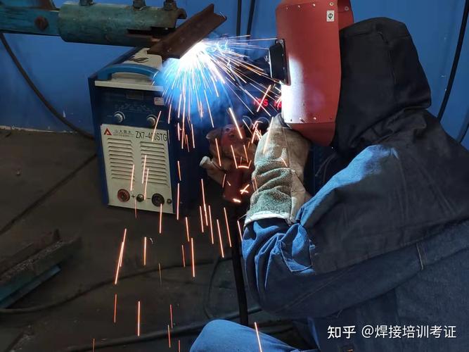 二保焊电流电压怎么调合适