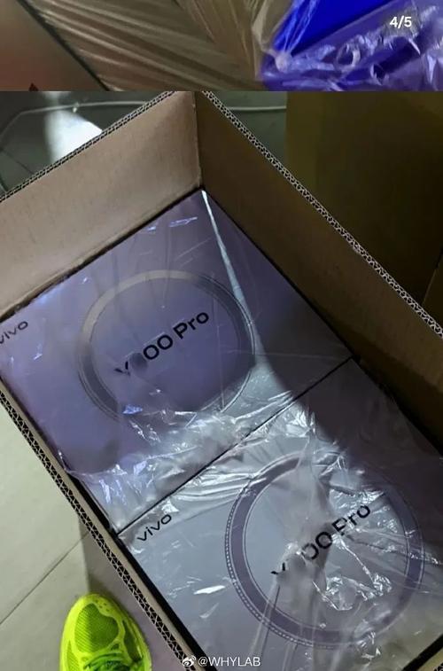 5600mAh华为Mate70的电池，有点离谱啊