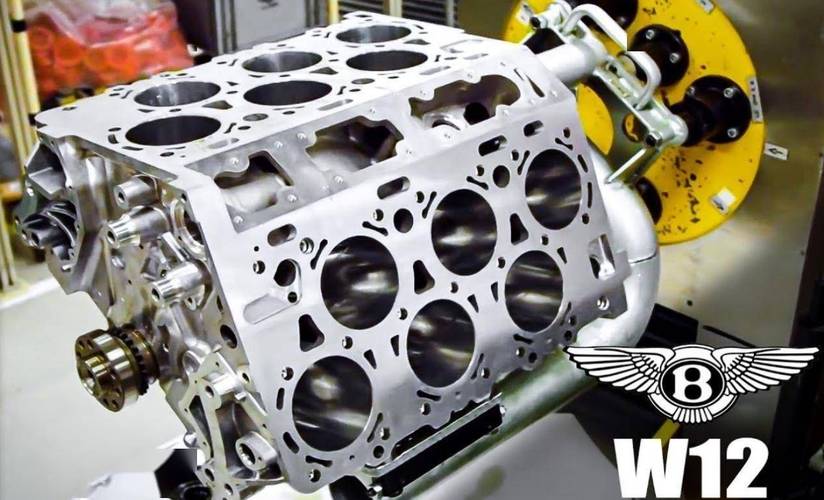 宾利欧陆speed，V8插混取代W12，10活塞刹车卡钳
