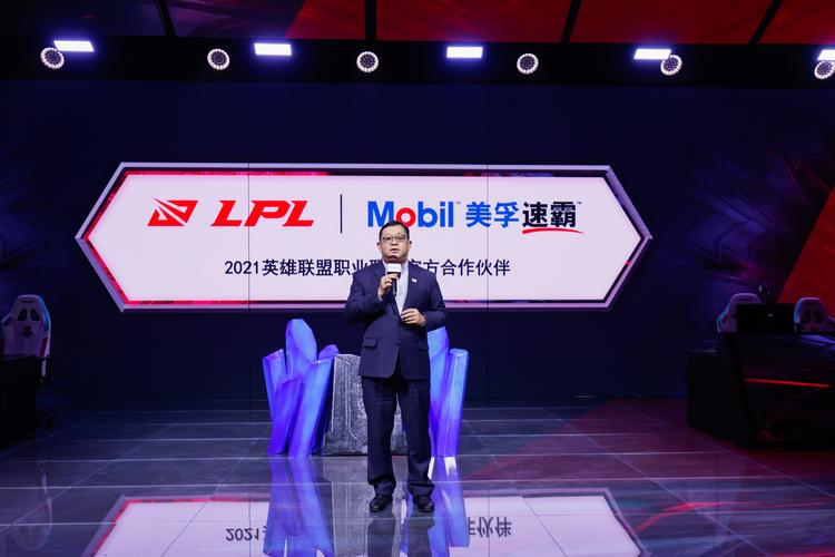 钉钉回应电脑端故障新一批游戏版号公布《英雄联盟电竞经理》《漫威对决》等过审360上线“番茄快搜”App|猬报