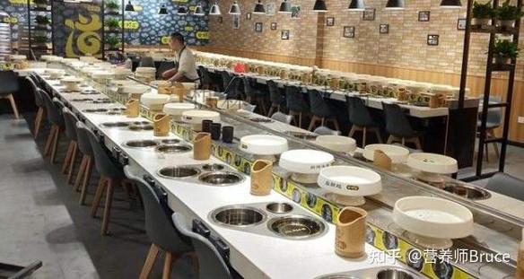 嘉兴一火锅店多名顾客晕倒，警方都无生命危险，原因待查