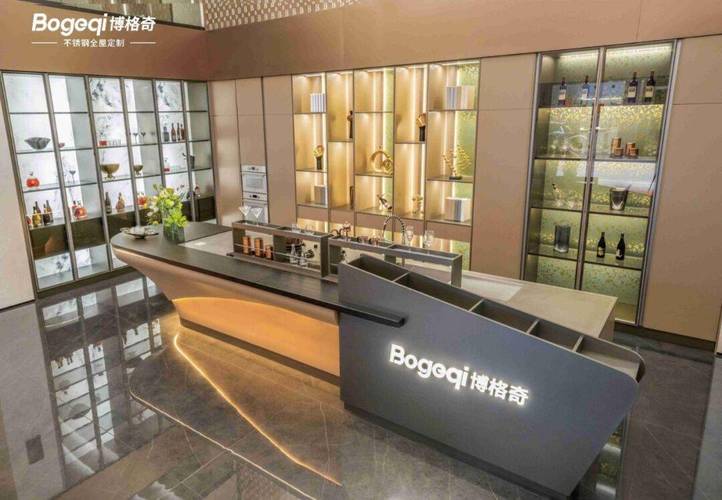 不锈钢门店内装修：现代美学与适用性的完美融合